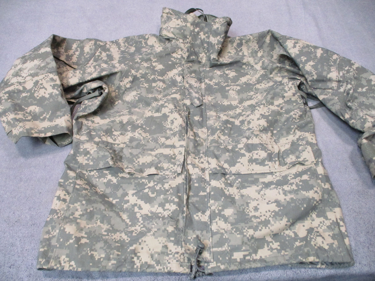 US Army ECWCS Gen II UCP Gore-Tex parka by Tennessee Apparel, medium X-short camouflage jacket