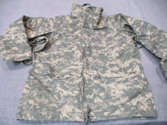 US Army ECWCS Gen II UCP Gore-Tex parka by Tennessee Apparel, medium X-short camouflage jacket