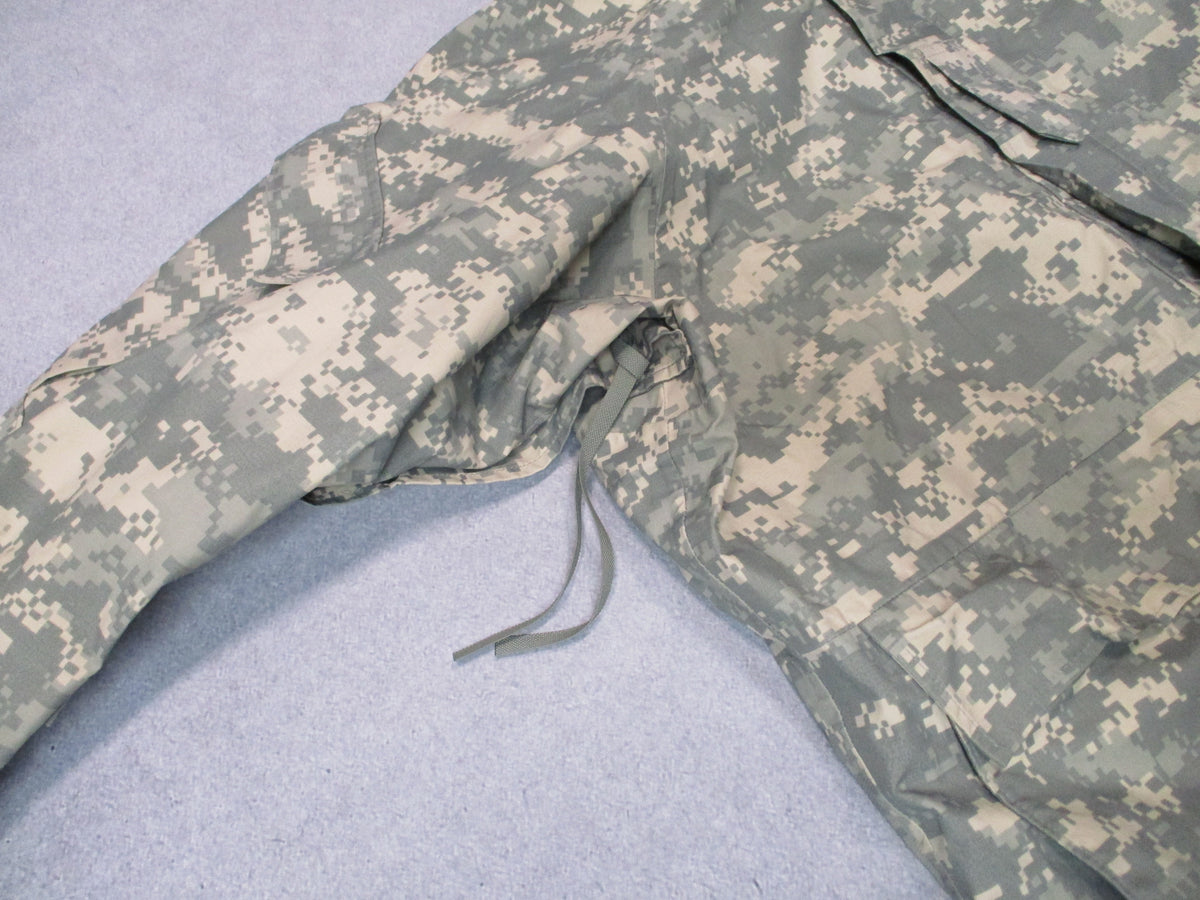 US Army ECWCS Gen II UCP Gore-Tex parka by Tennessee Apparel, medium X-short, camouflage jacket front view