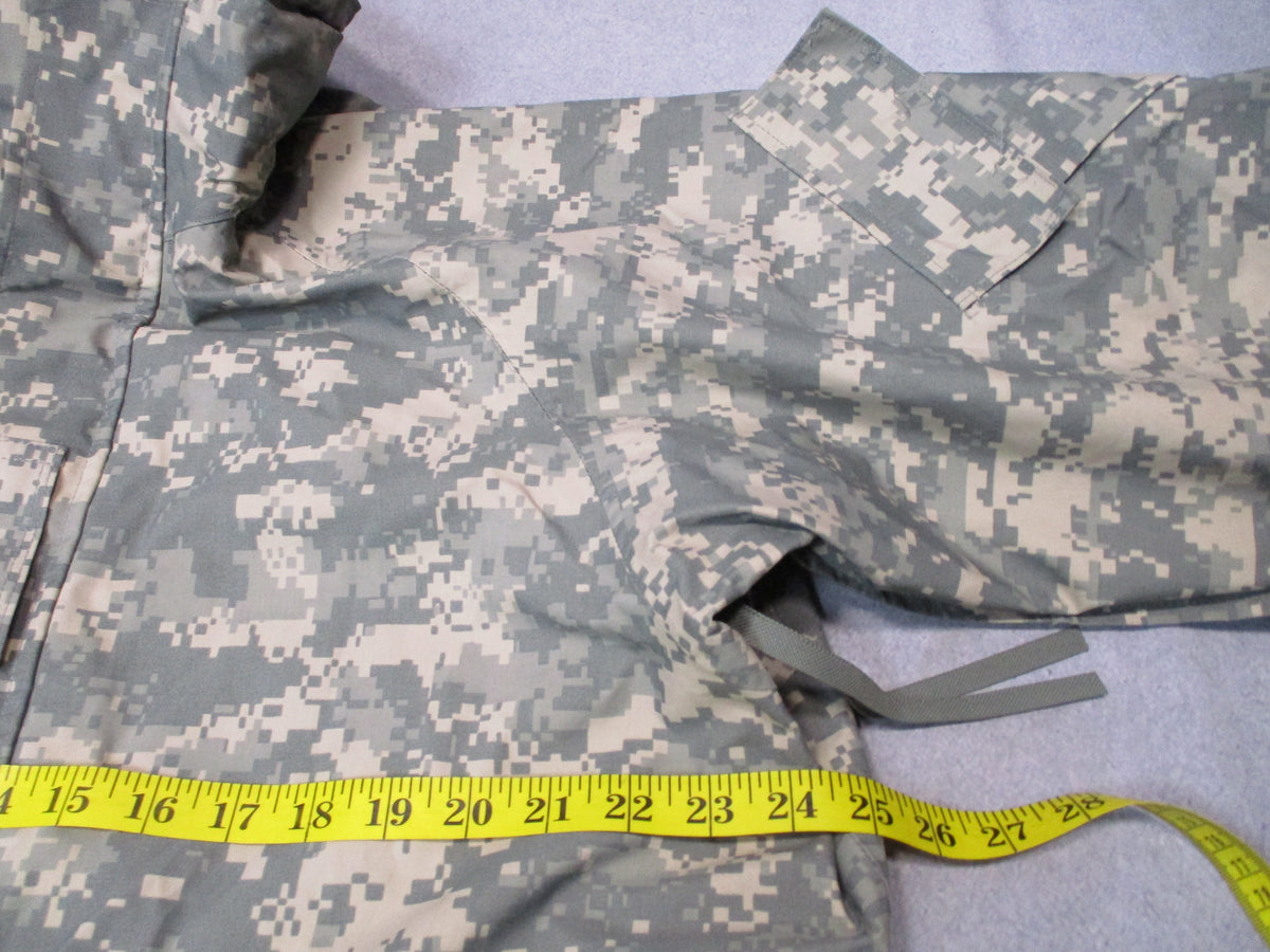 US Army ECWCS Gen II UCP Gore-Tex parka by Tennessee Apparel, medium X-short camouflage jacket front view