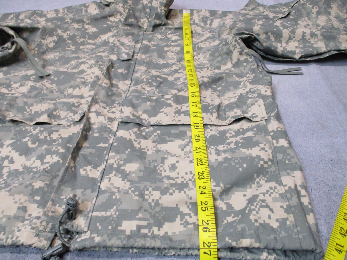 US Army ECWCS Gen II UCP Gore-Tex parka by Tennessee Apparel, medium X-short camouflage jacket front view
