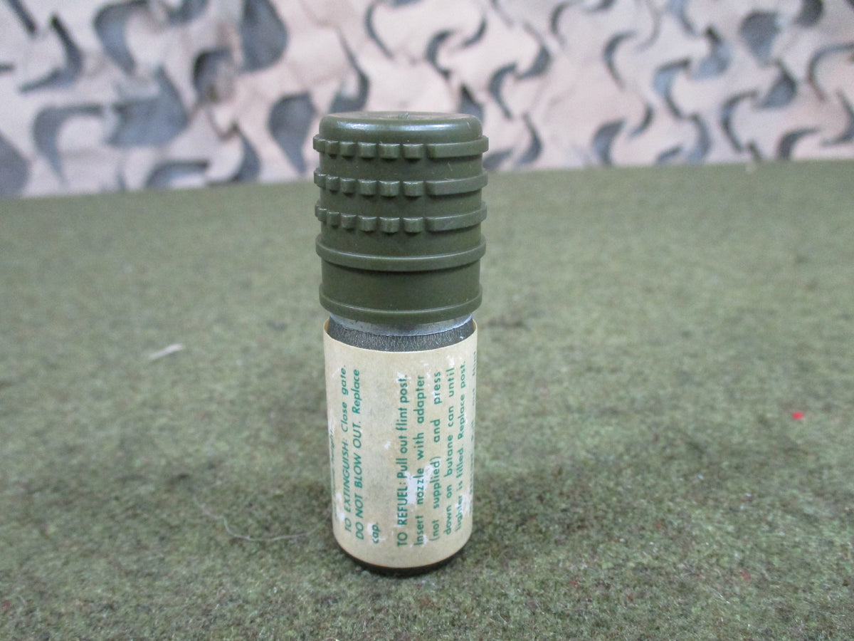 1974 Lifesaver USGI aviator survival lighter firestarter, NOS empty display model