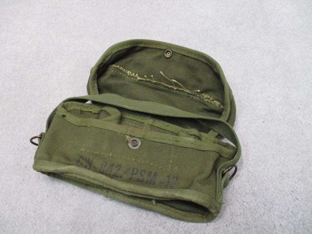 USGI CW-842/PSM-13 Battery Test Set Carry Pouch OD Green Vietnam ALICE Clips
