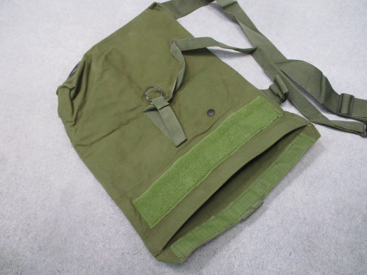 US Military M25A1 Tanker Gas Mask Carry Bag OD Green Chemical Biological Vintage