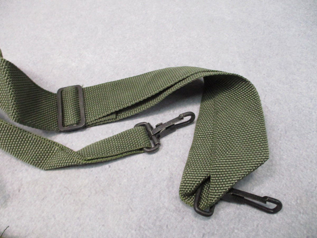 US Military M25A1 Tanker Gas Mask Carry Bag OD Green Chemical Biological Vintage