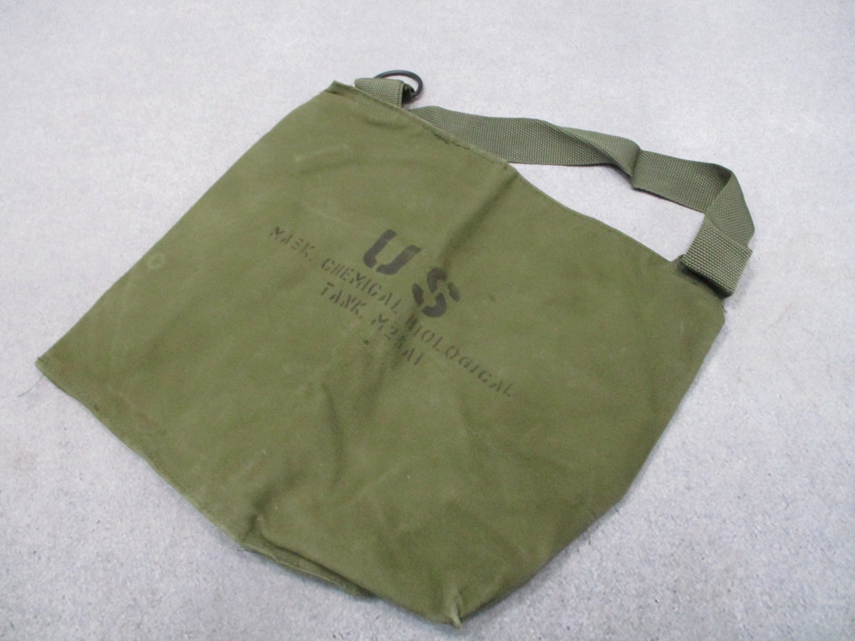 US Military M25A1 Tanker Gas Mask Carry Bag OD Green Chemical Biological Vintage